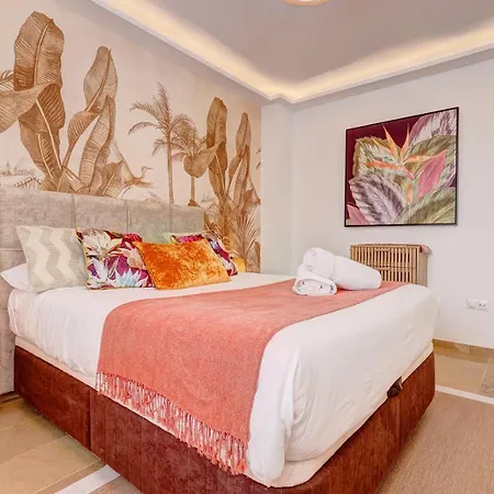 Cozy Between The Port And The La Rada Appartement Estepona