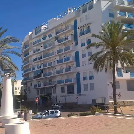Cozy Between The Port And The La Rada Apartmán
