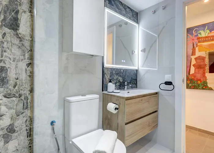 Cozy Between The Port And The La Rada * Estepona