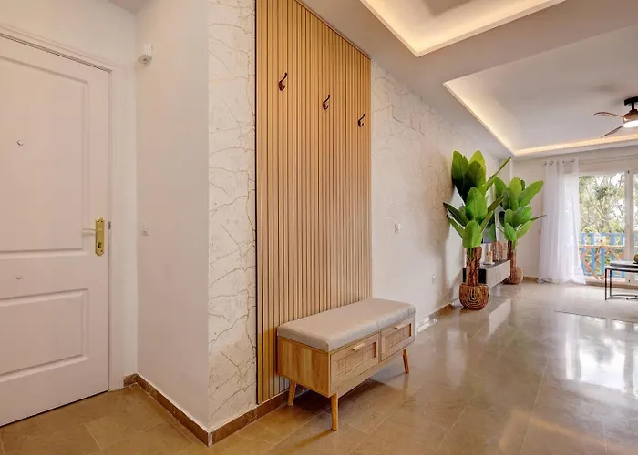 Cozy Between The Port And The La Rada * Estepona